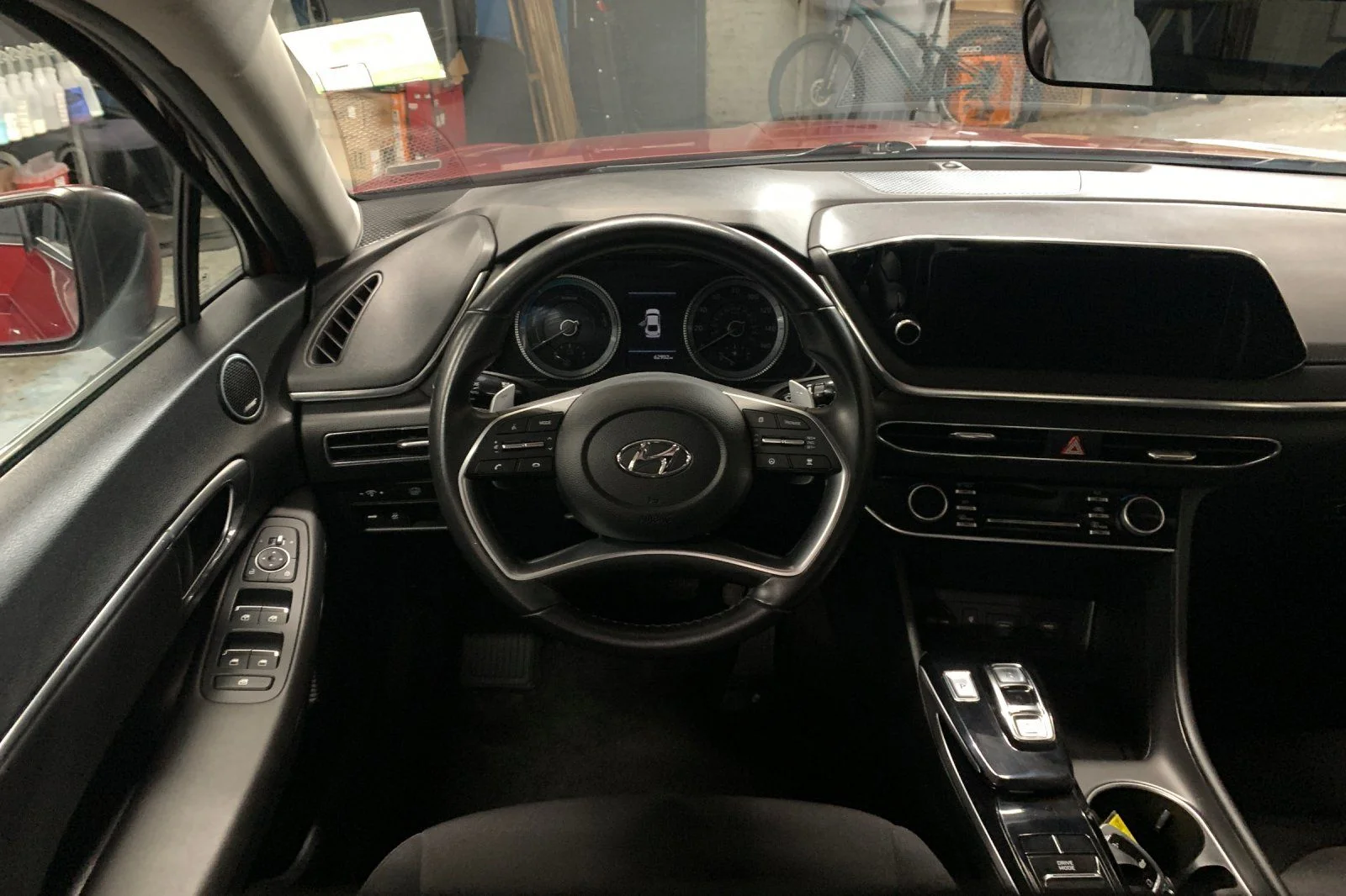 Used 2023 Red Hyundai SEL image 16
