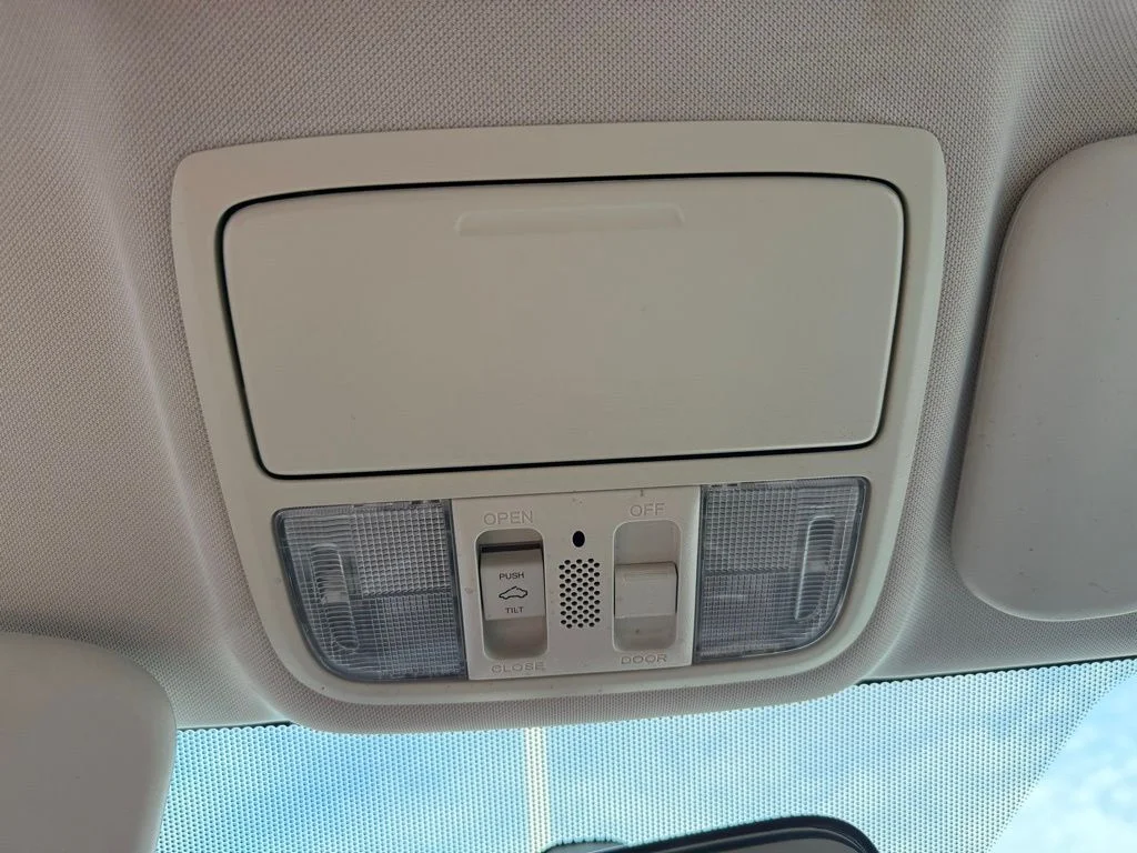 Used 2014  Honda EX-L image 26