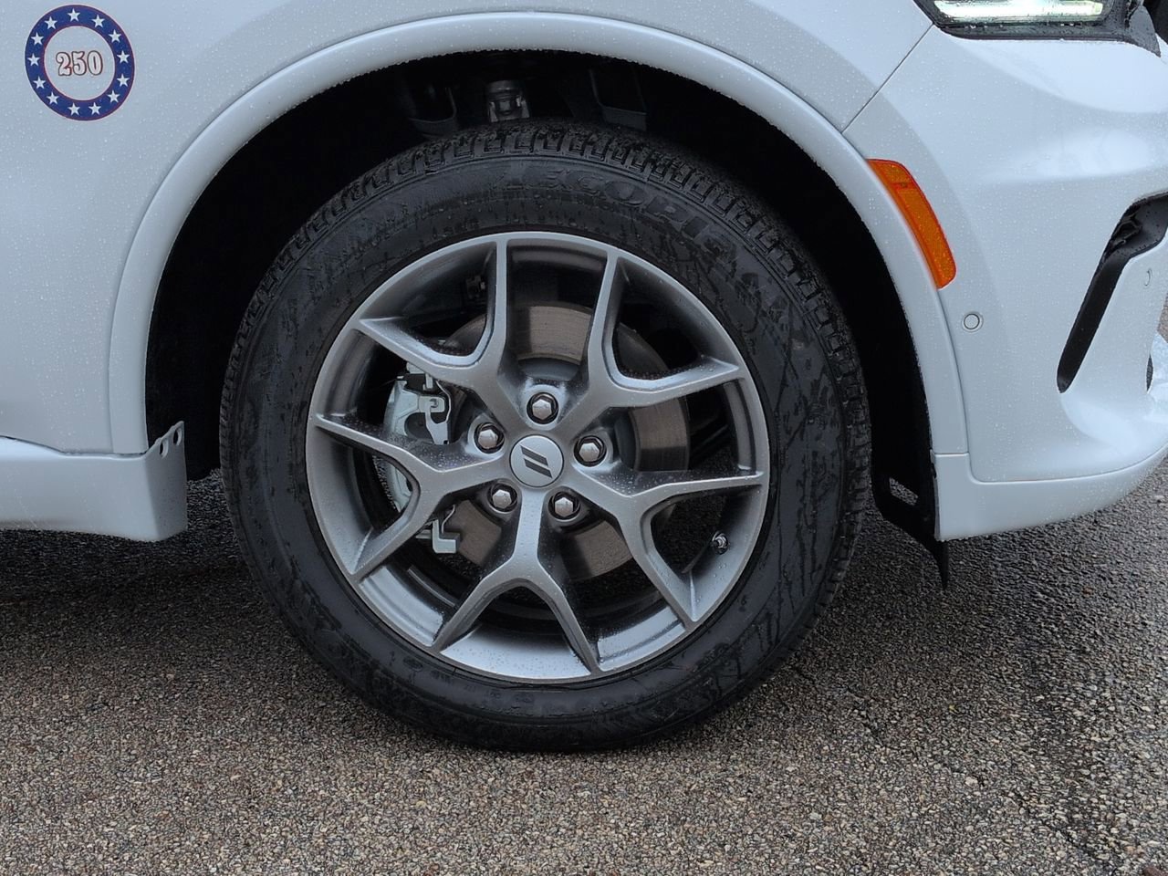 New 2026 White Knuckle Clearcoat Dodge GT HEMI V8 image 10