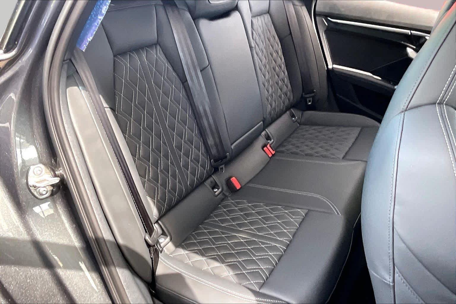 Used 2026 Daytona Gray Pearl Effect Audi  image 18