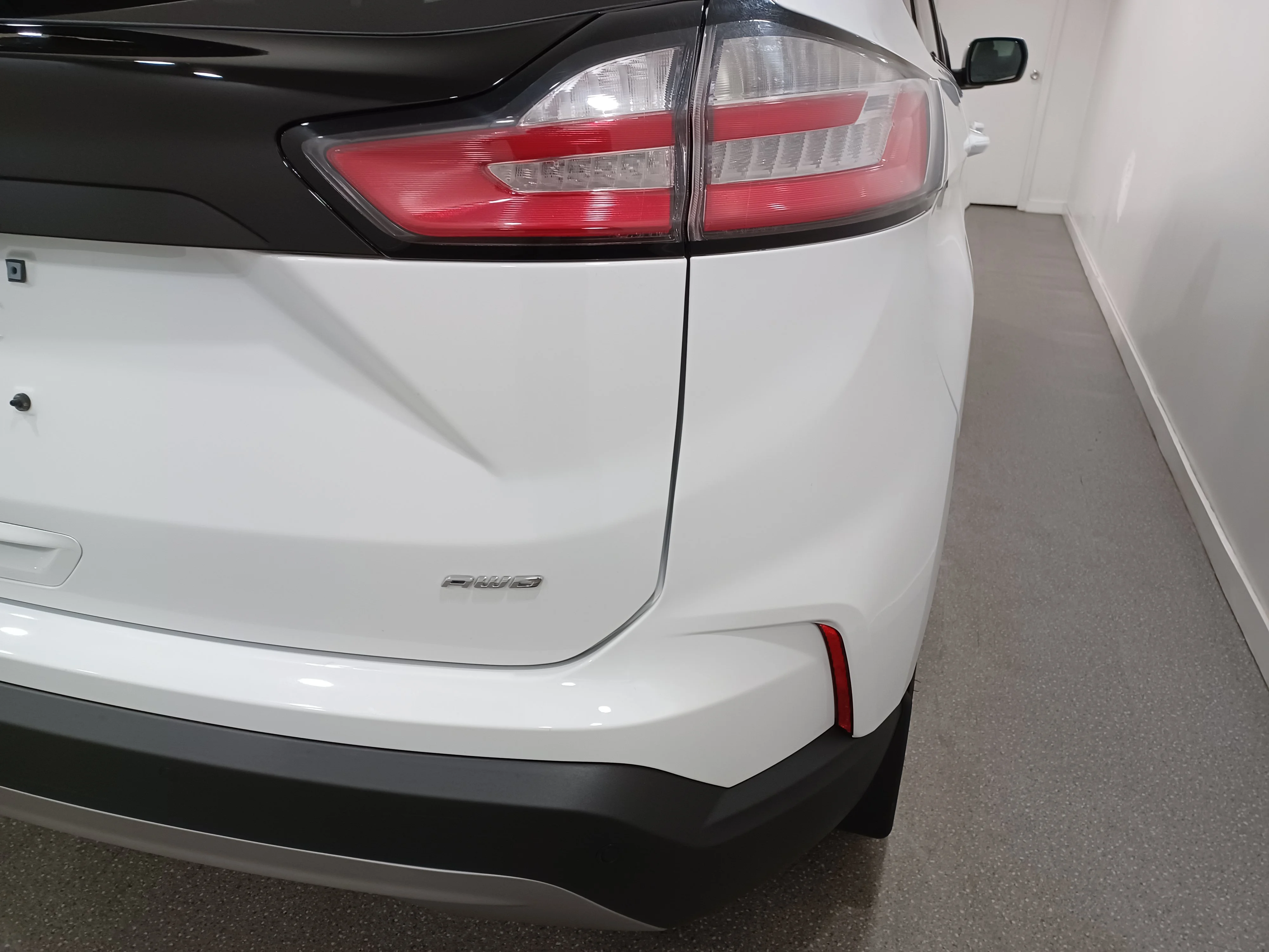 Certified Used 2024 Oxford White Ford SEL AWD*Remote Start | Htd Seats | Htd Wheel | Blind Spot Detection | Lane Keep Assist | CarPlay image 21