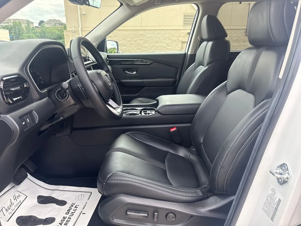 2025 Honda Pilot EX-L - Photo 10