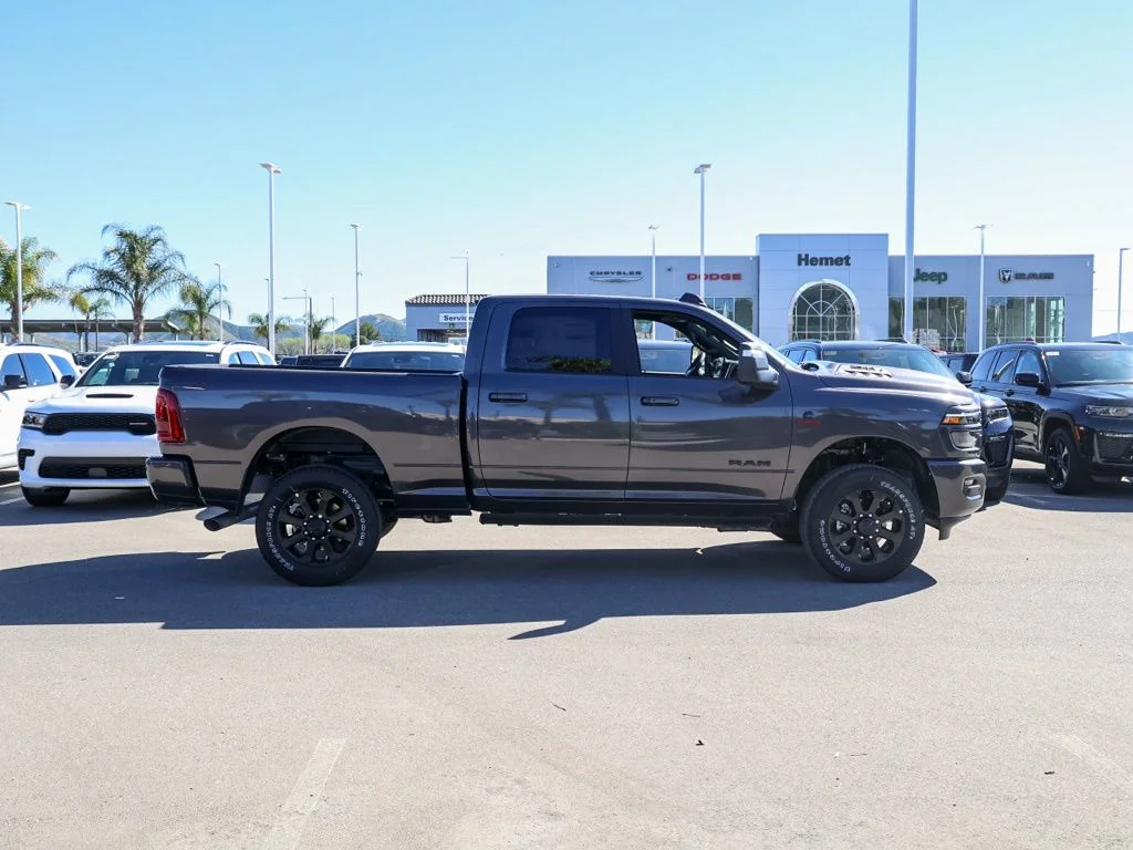New 2026 Granite Crystal Metallic Clear-Coat Exterior Paint RAM Laramie Night Edition image 2