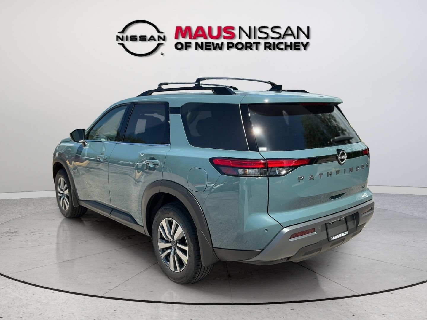 New 2026 Green Nissan SL image 8