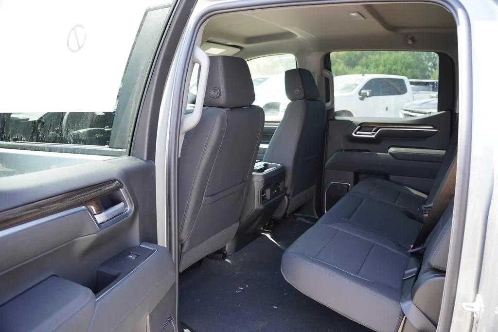 New 2026 Sterling Gray Metallic Chevrolet LT image 11