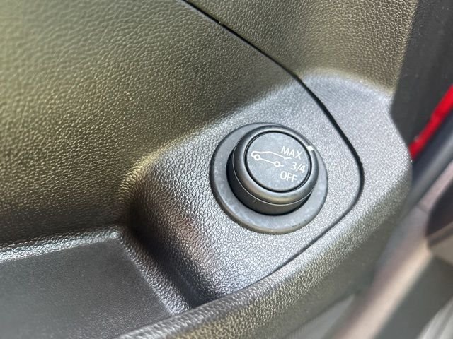 Used 2024 Red GMC AT4 image 38
