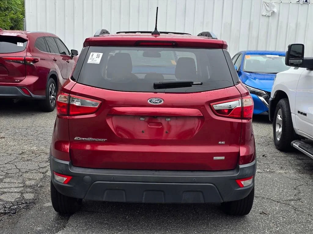 Used 2019 Red Ford SE image 12