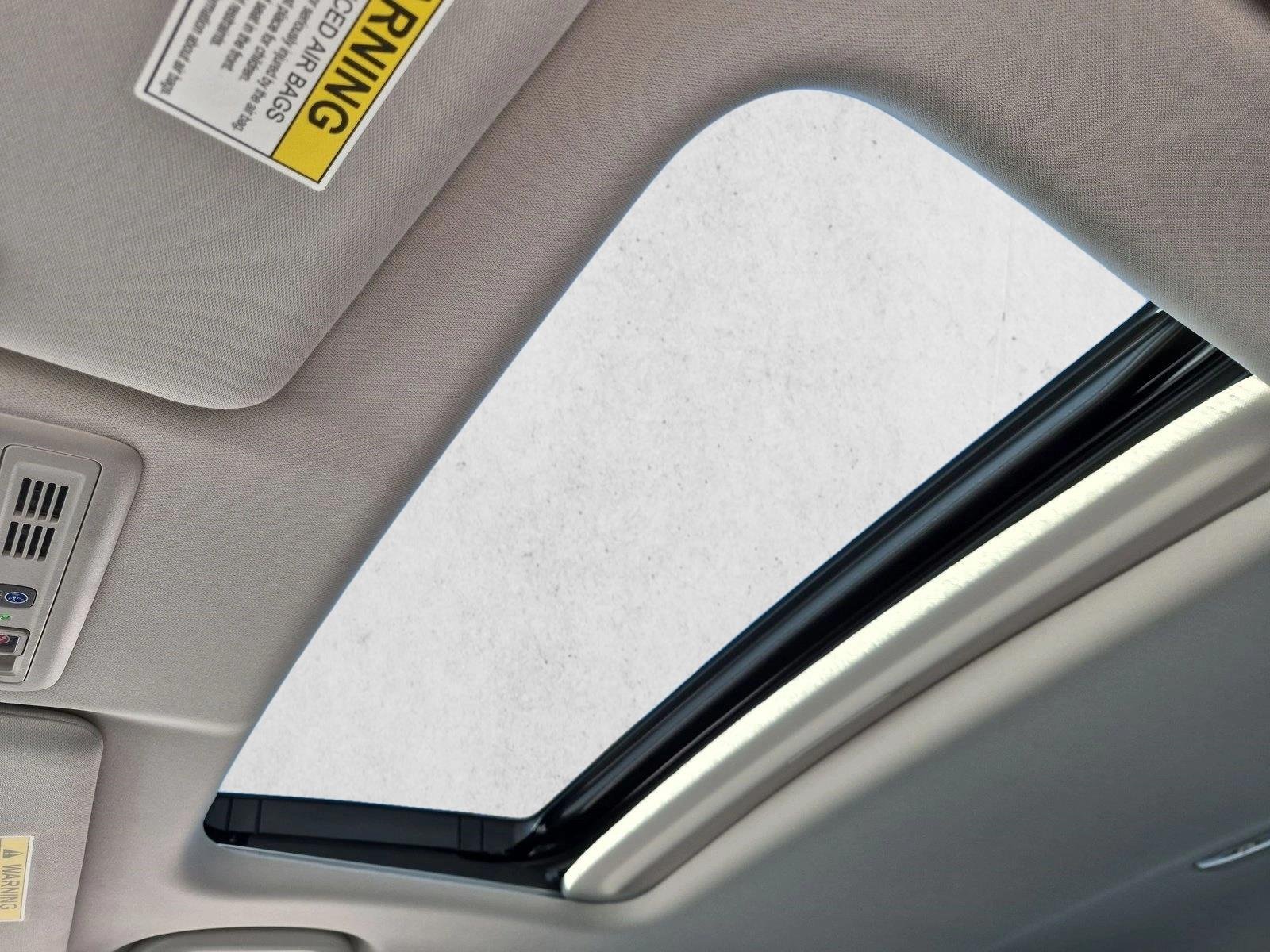 Used 2019 White Honda Touring image 13