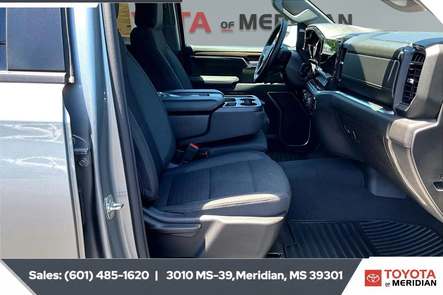 Used 2026 Sterling Gray Metallic Chevrolet LT image 6