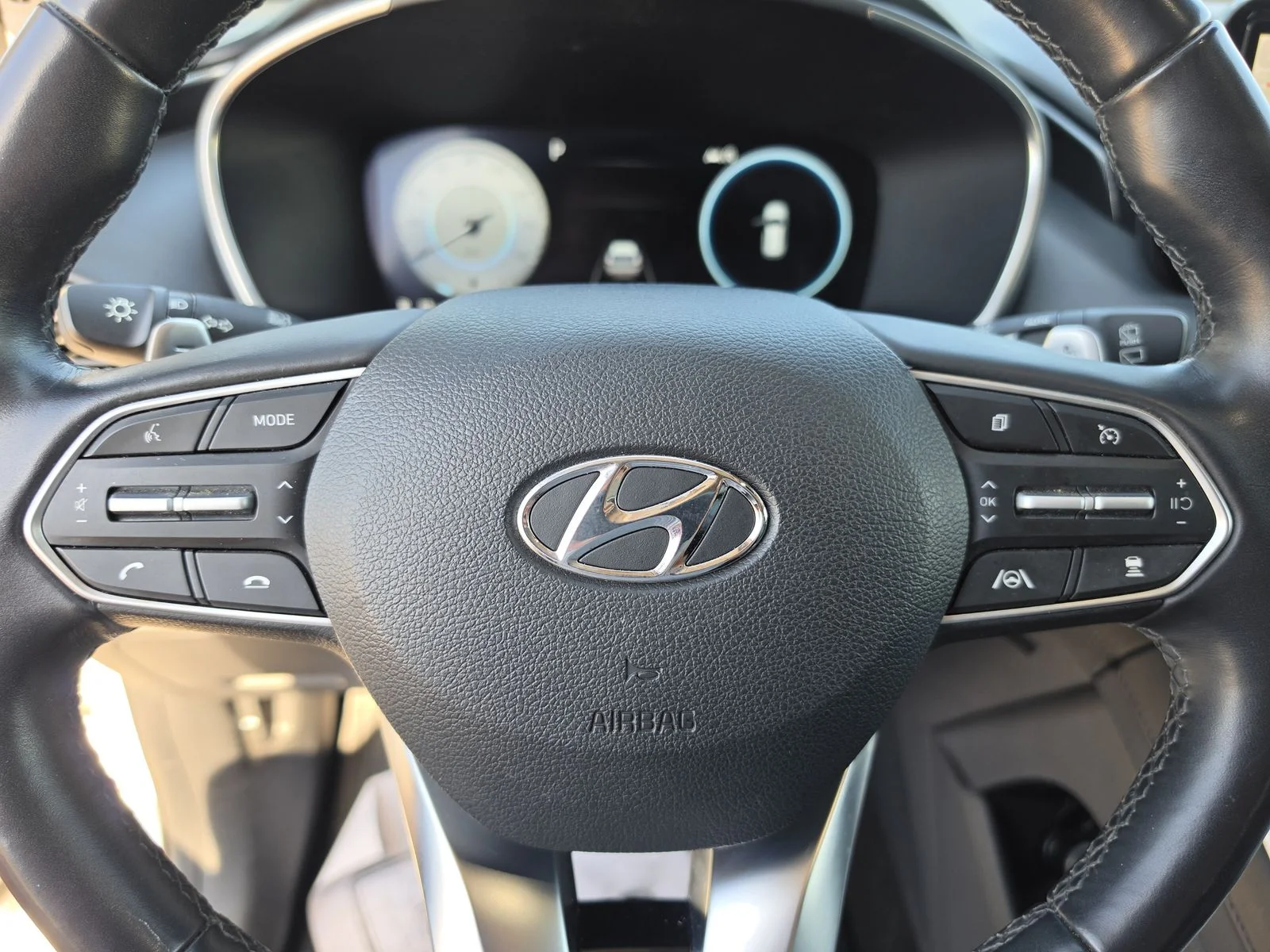Used 2023 White Hyundai Limited image 34