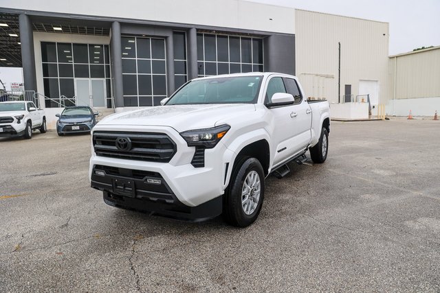 2025 Toyota Tacoma 4WD SR5