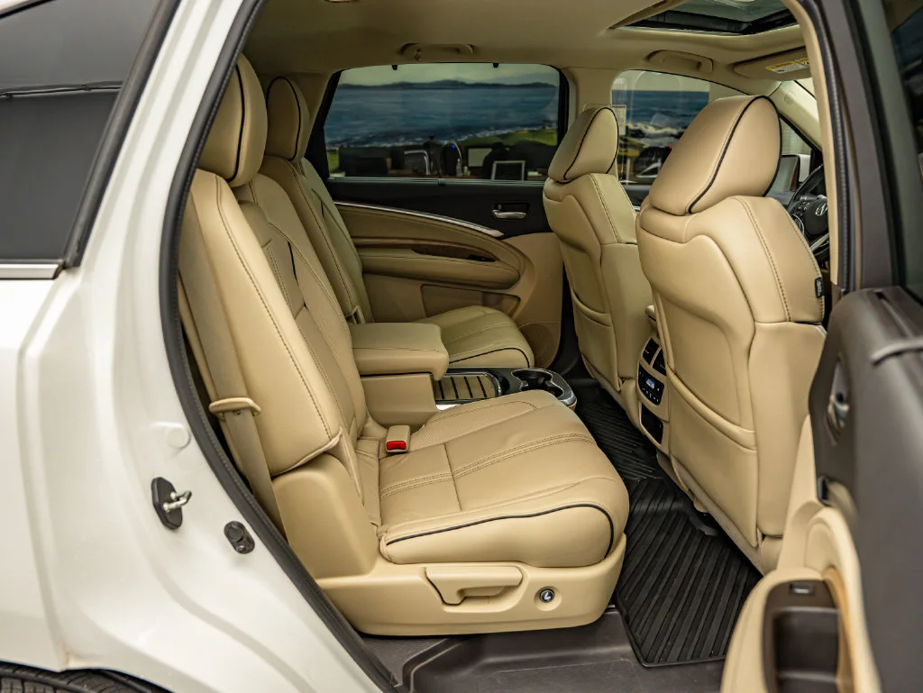 Used 2019 White Diamond Pearl Acura 3.5L Advance Package image 36