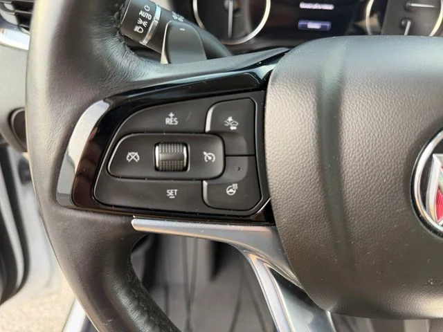 Used 2023 White Buick Avenir image 23
