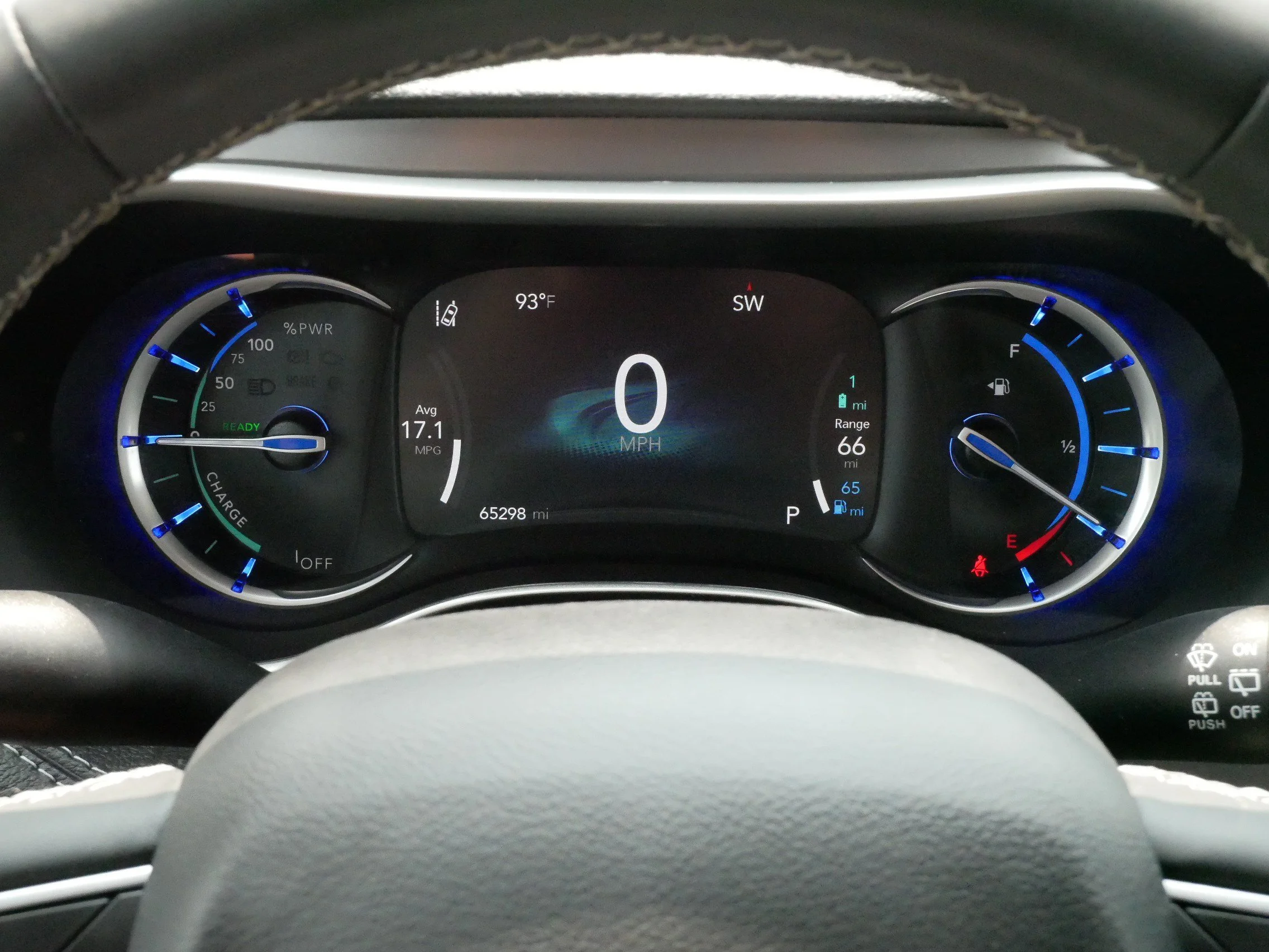 Used 2023 Bright White Clearcoat Chrysler Hybrid Touring L image 21