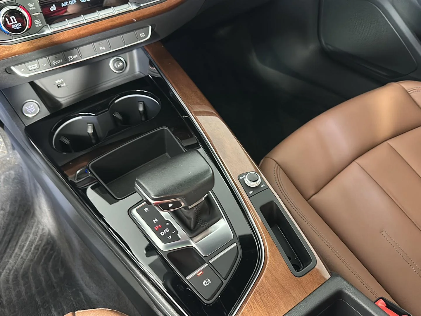 Used 2023 Glacier White Metallic Audi Premium image 17