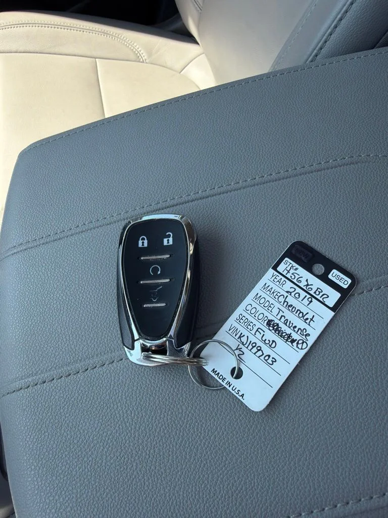 Used 2019 Gray Chevrolet 3LT image 30