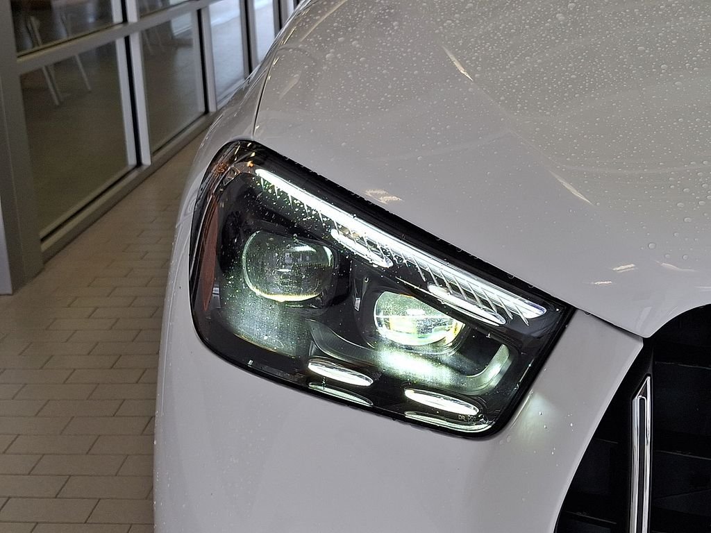 New 2026 MANUFAKTUR Moonlight White Metallic Mercedes-Benz GLE 53 AMG® image 6