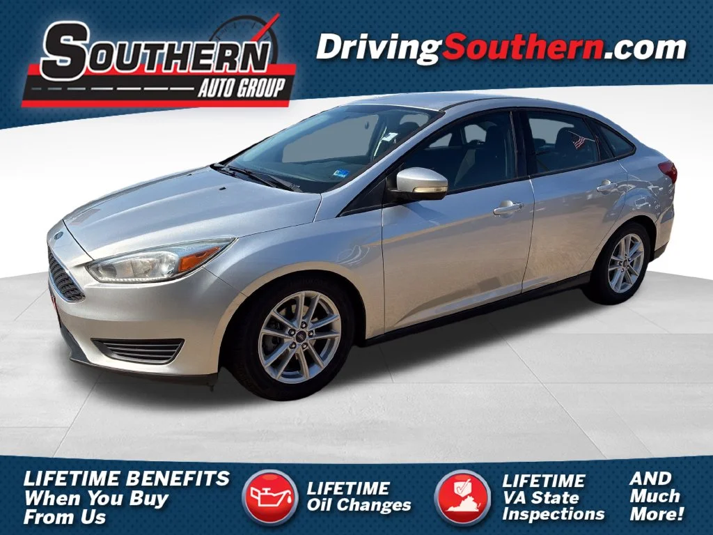 Used 2016 Silver Ford SE image 1
