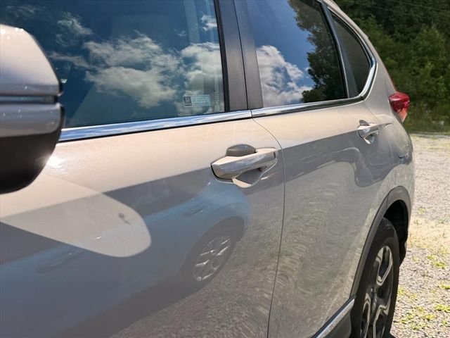 Used 2018  Honda Touring image 9
