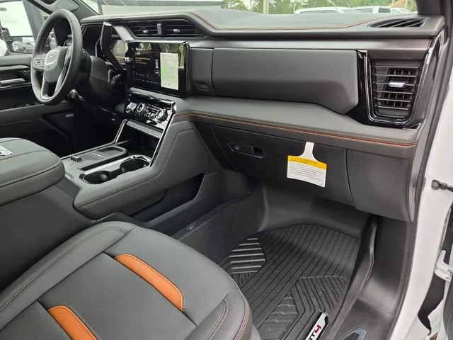 2026 GMC Sierra 2500HD AT4 - Photo 17