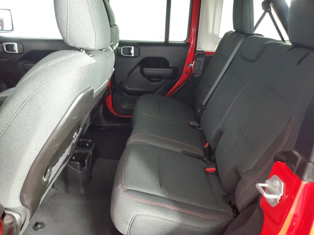 2025 Jeep Wrangler 4-Door Rubicon - Photo 14