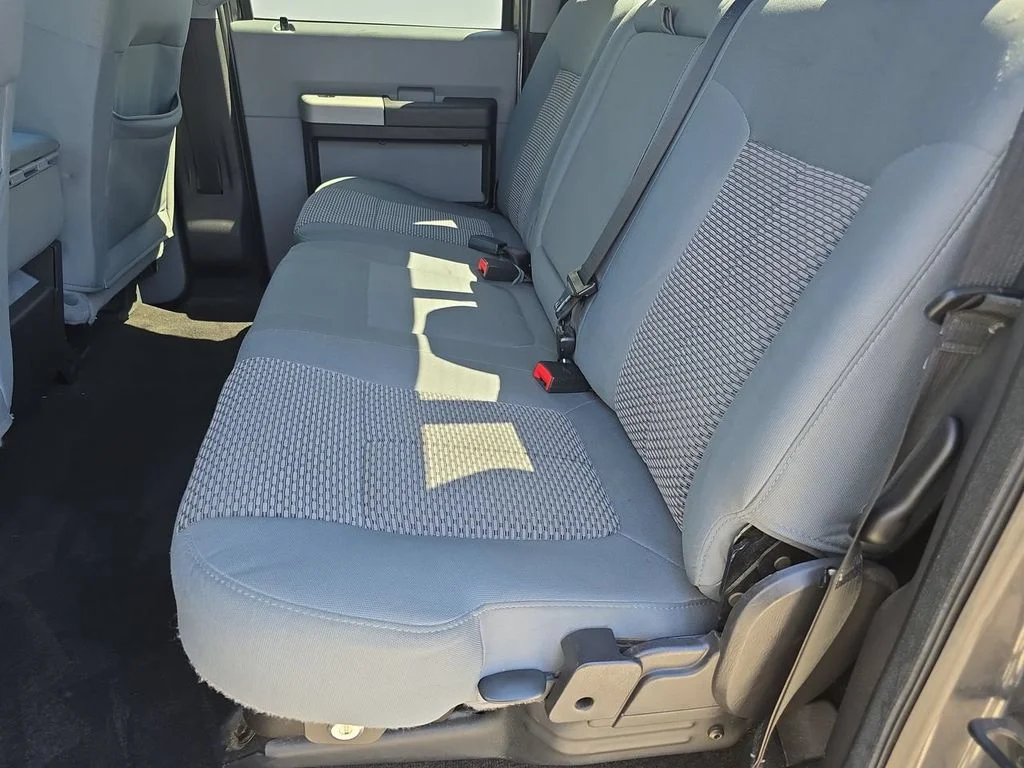 Used 2016 Gray Ford XLT image 26
