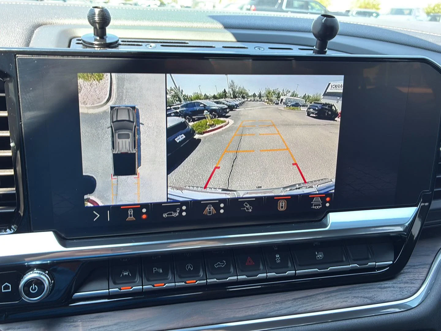 Used 2025 Onyx Black GMC SLT image 31