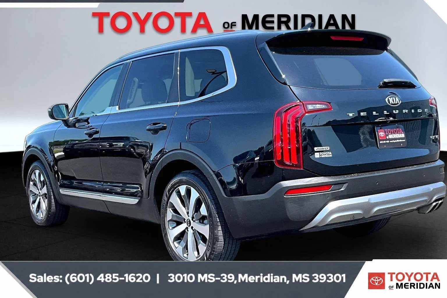 Used 2021 Ebony Black Kia EX image 2