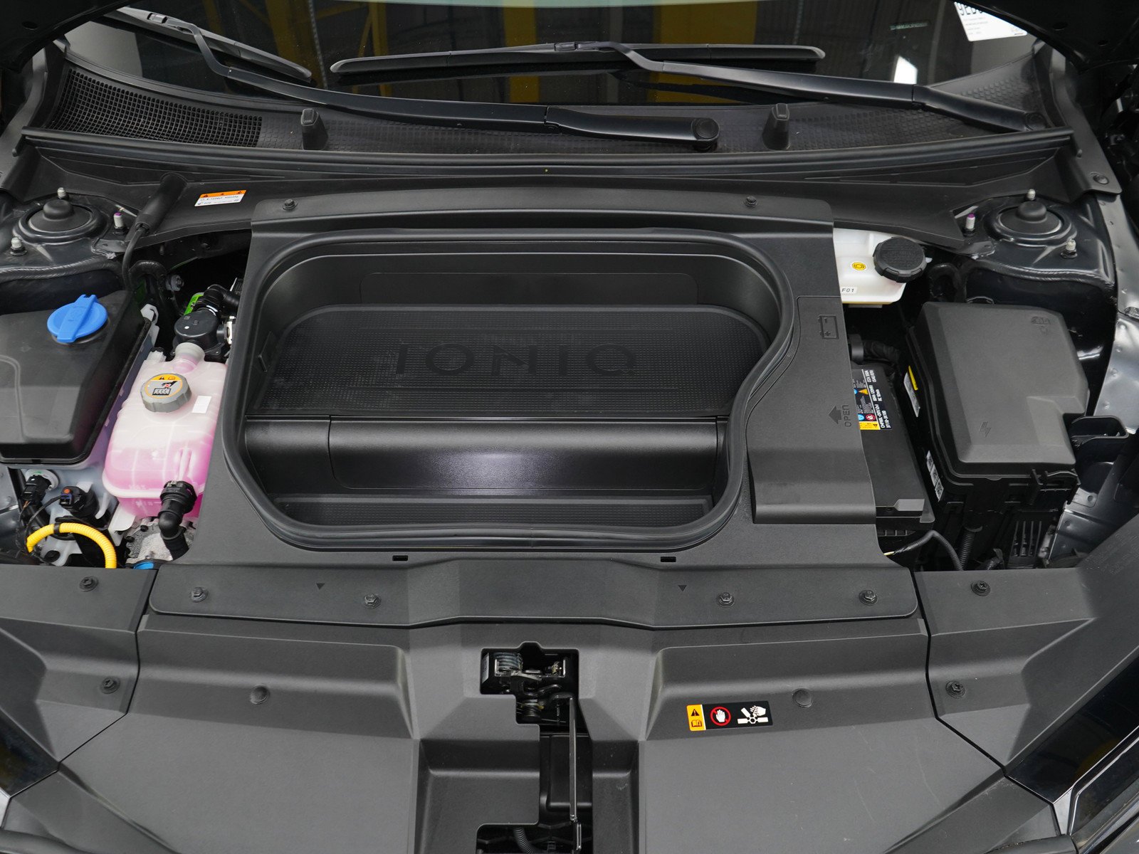 2023 Hyundai IONIQ 6 Limited - Photo 32