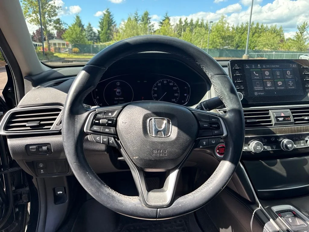 Used 2018 Crystal Black Pearl Honda EX-L 2.0T image 10