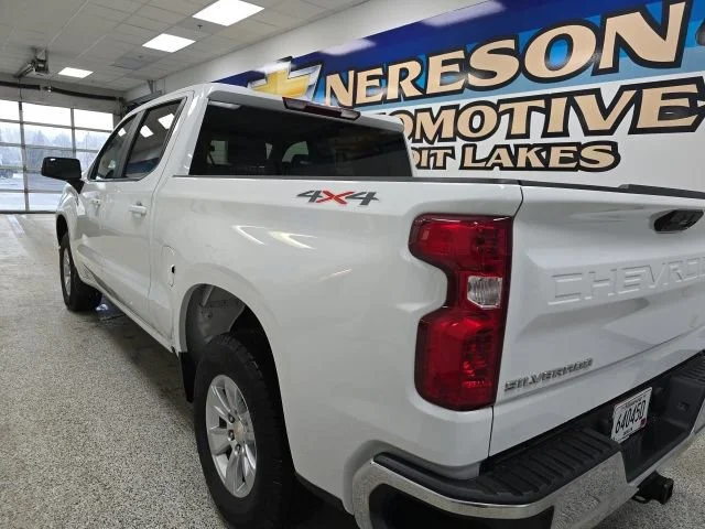 2025 Chevrolet Silverado 1500 LT - Photo 5