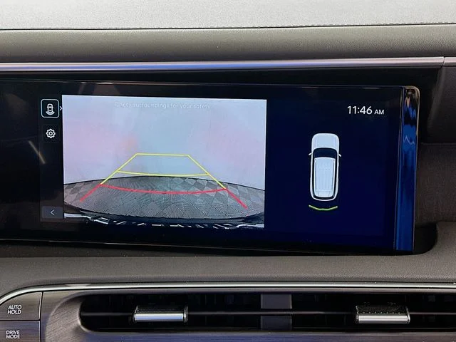 New 2026 White Hyundai SE image 18
