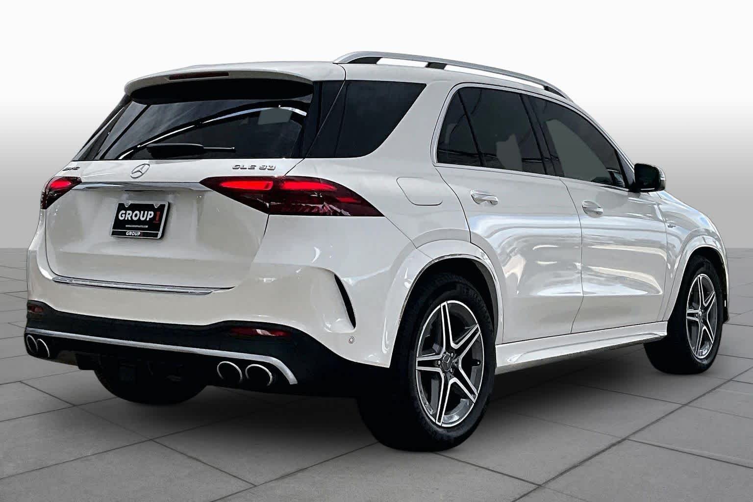 Used 2024 MANUFAKTUR Diamond White Metallic Mercedes-Benz AMG® GLE 53 image 13