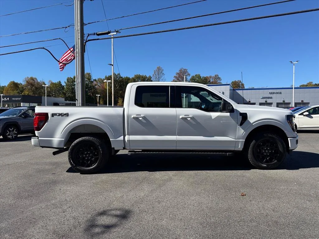 Used 2025 White Ford XLT image 13