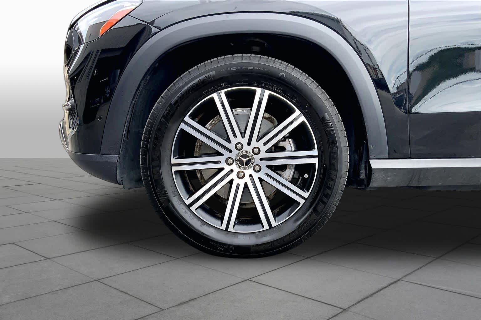 Used 2026 Obsidian Black Metallic Mercedes-Benz GLE 350 image 11