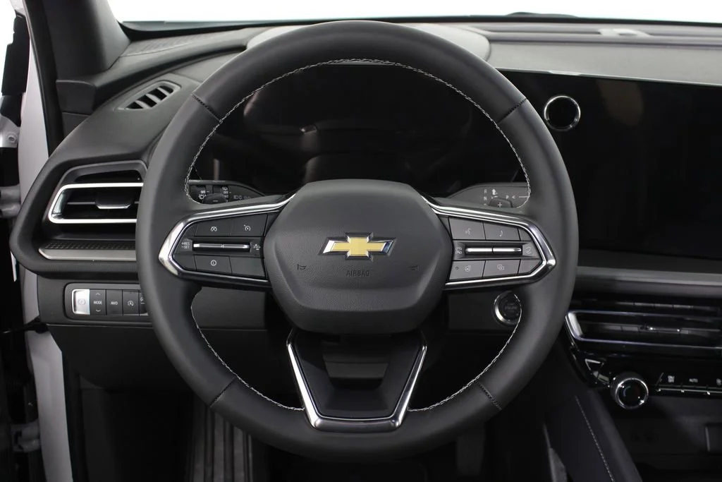 New 2026 Summit White Chevrolet LT image 24