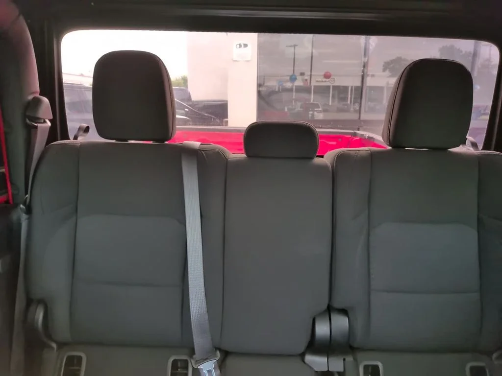 Used 2020 Red Jeep Sport image 25
