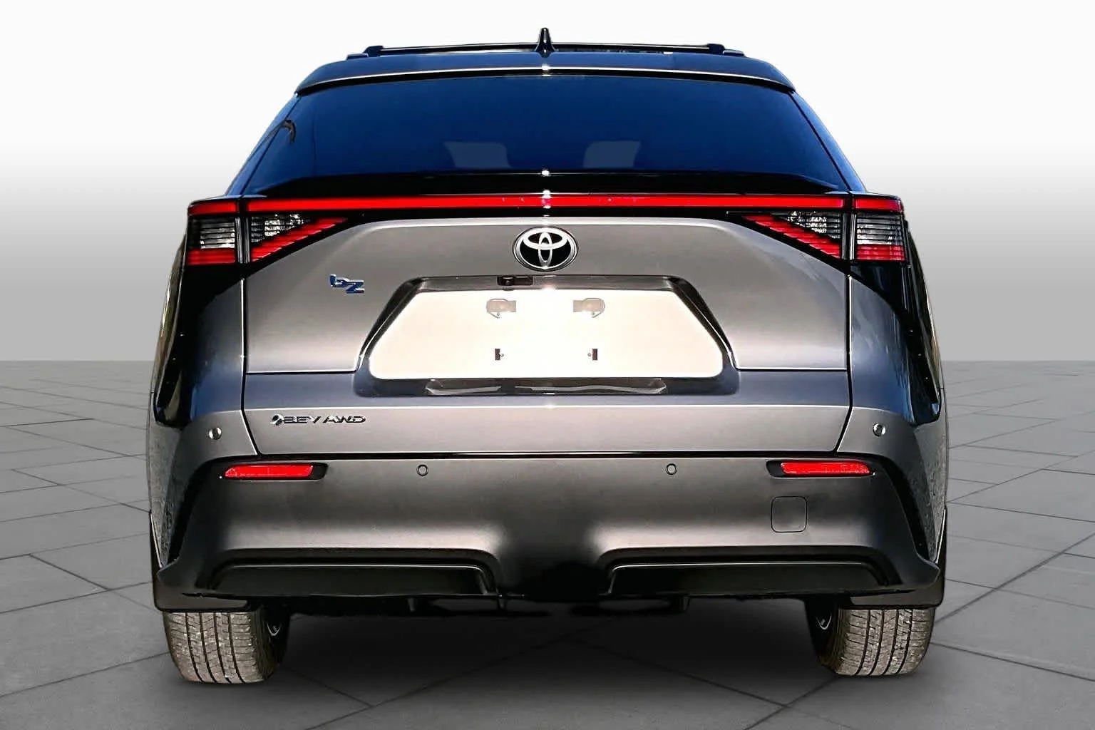 New 2027 Heavy Metal Toyota XLE image 4