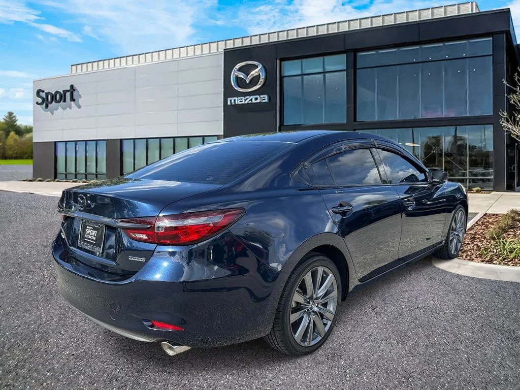 Used 2021 Blue Mazda Touring image 3