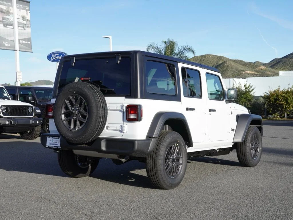 New 2026 Bright White Clear-Coat Exterior Paint Jeep Sport image 3