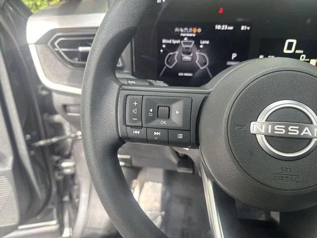 Used 2025 Gray Nissan SV image 16