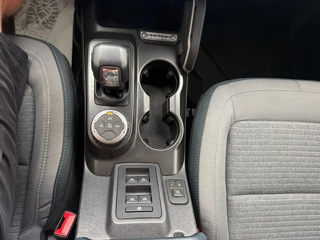 Certified Used 2023 Cactus Green / Gray Ford Outer Banks image 33