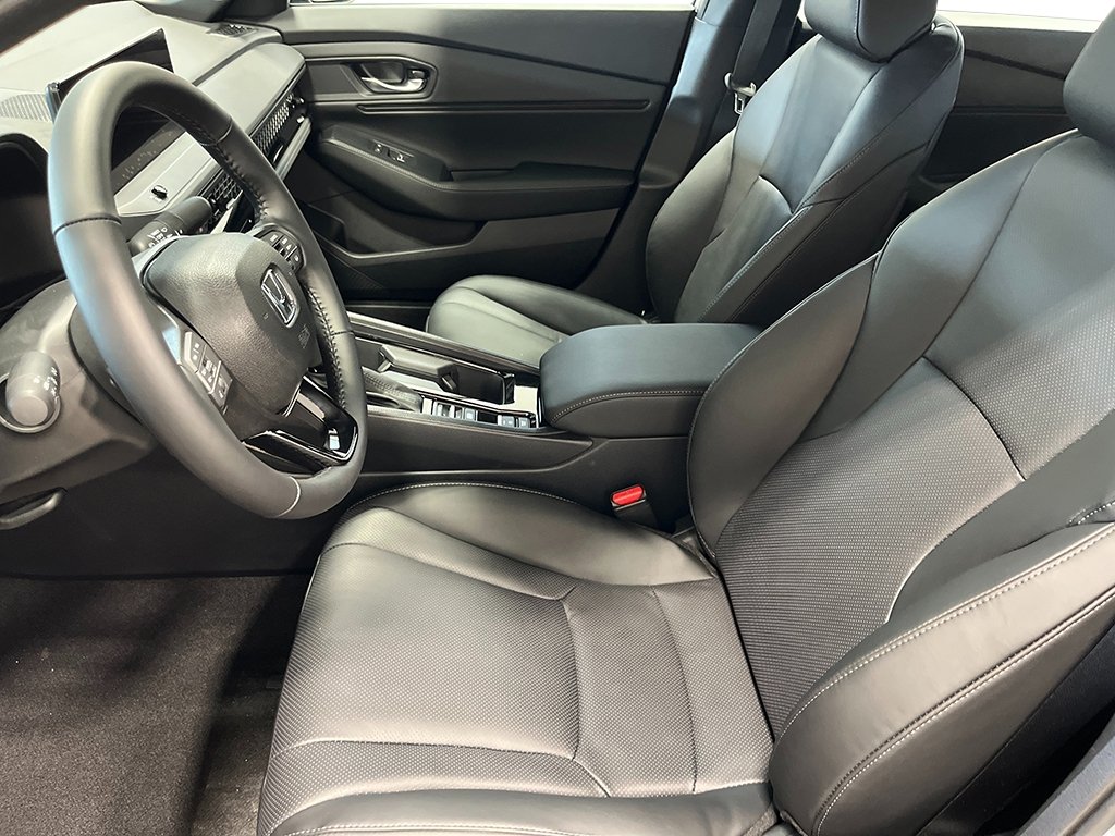 New 2026 Urban Gray Pearl Honda Sport-L image 16