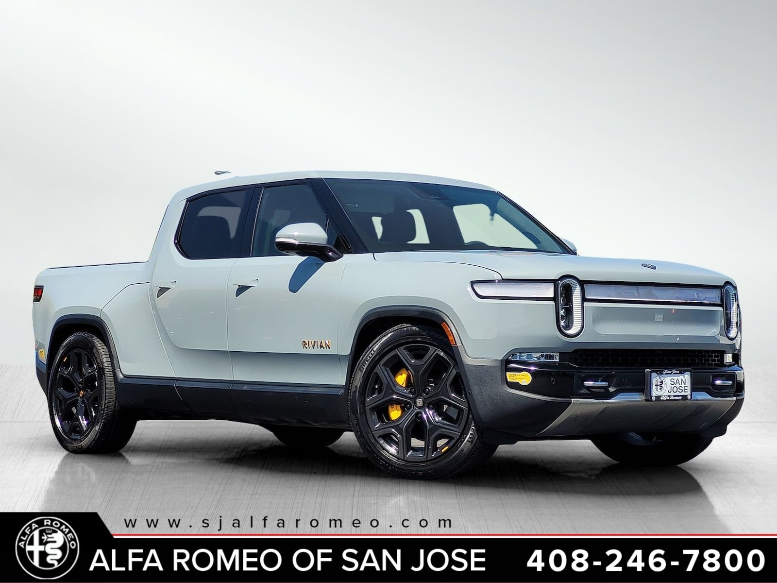 2022 Rivian R1T Adventure