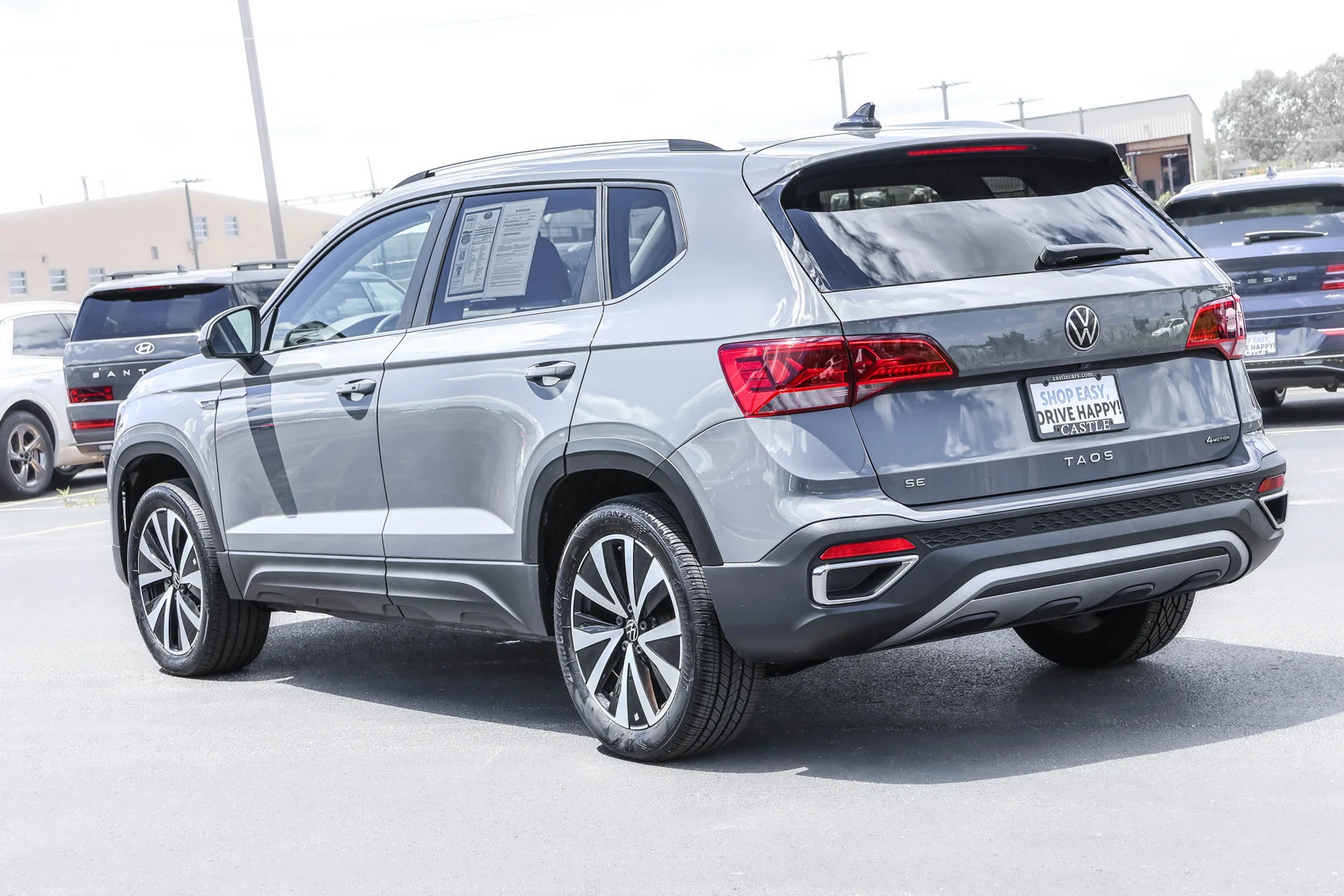 2023 Volkswagen Taos SE - Photo 19