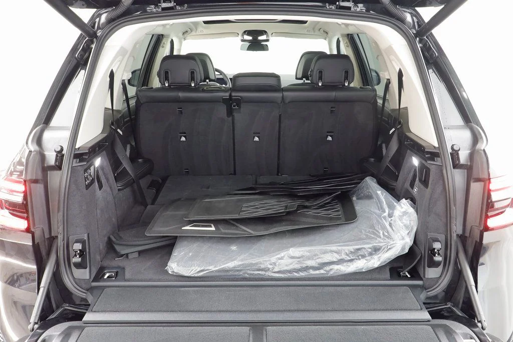 2026 BMW X7 40i - Photo 18