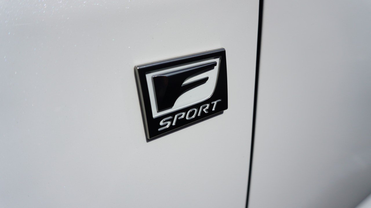 Certified Used 2024 White Lexus RX 350 F SPORT Handling image 7