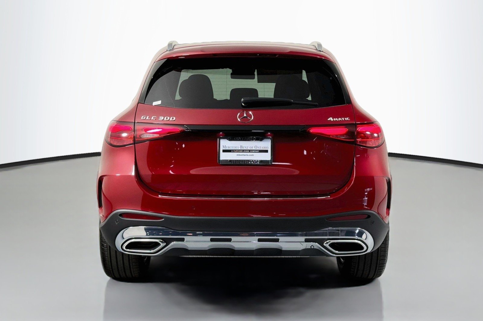 New 2026 MANUFAKTUR Patagonia Red Metallic Mercedes-Benz GLC 300 4MATIC® SUV image 3