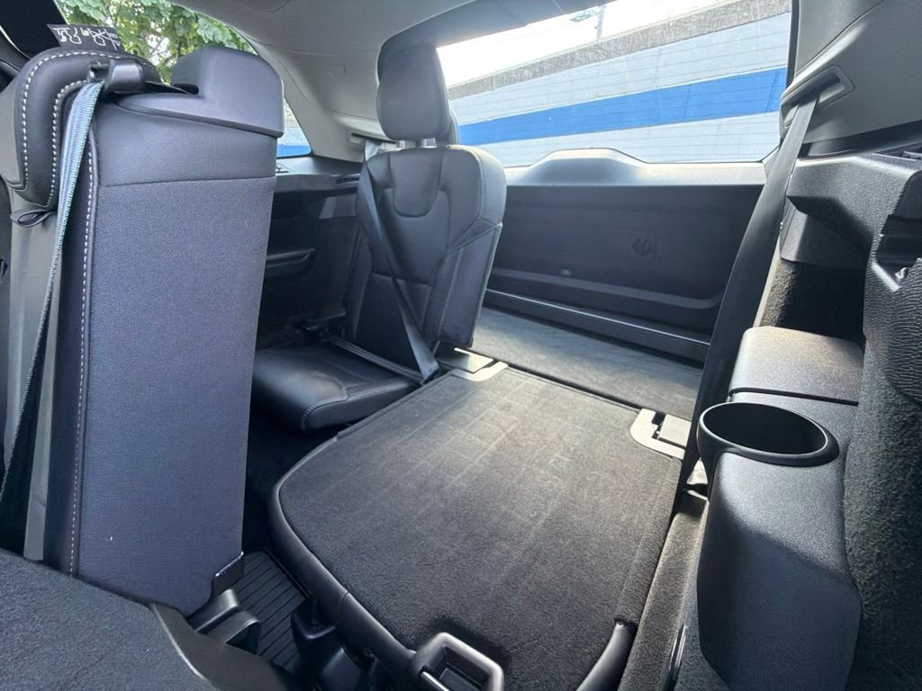 Used 2024 Denim Blue Metallic Volvo Ultimate image 21
