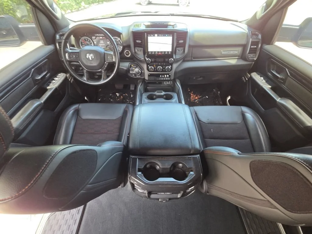 Used 2022 Diamond Black Crystal Pearlcoat Ram Big Horn image 24